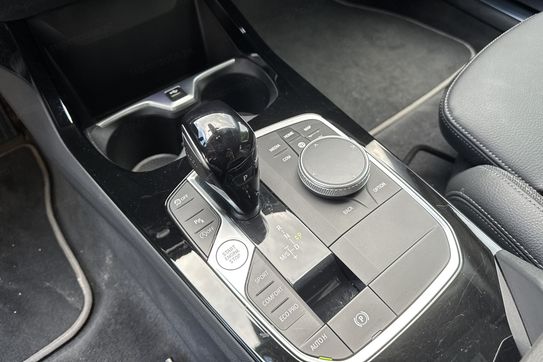 BMW Seria 2 218i Sport Line