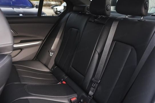 BMW Seria 3 320d xDrive M Sport