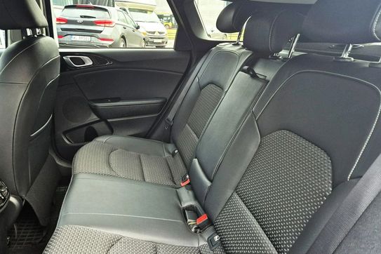 Kia Ceed 1.6 GDI PHEV L Business Line DCT