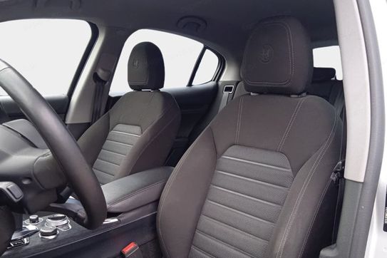 Alfa Romeo Stelvio 2.0 Turbo Business Q4 aut
