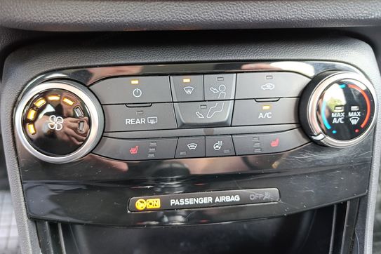 Ford Puma 1.0 EcoBoost Titanium