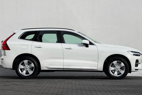 Volvo XC60 B4 B Momentum Pro
