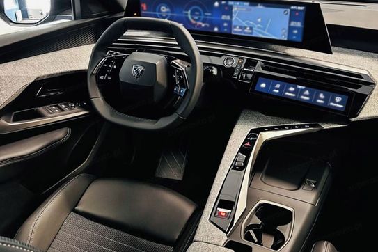 Peugeot 3008 Business e-DCS6 1.2 PureTech mHEV