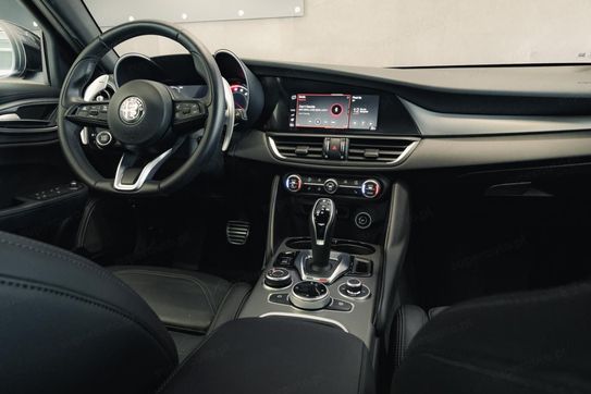 Alfa Romeo Giulia Turbo Veloce Q4