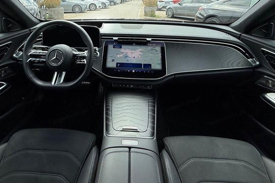 Mercedes Klasa E 220 d 4-Matic AMG