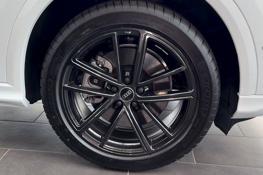 Audi Q5 e-Hybrid quattro S line