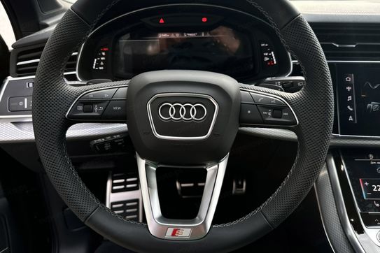 Audi Q7 50 TDI quattro S Line