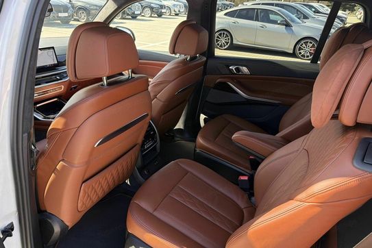 BMW X7 xDrive40i mHEV sport-aut