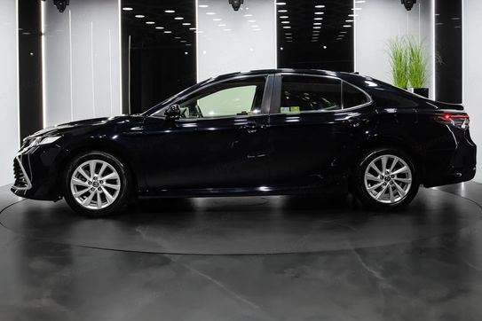 Toyota Camry 2.5 Hybrid Comfort Cvt