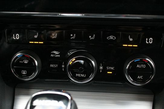 Skoda Superb 1.5 TSI Ambition DSG