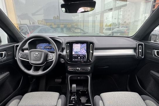 Volvo XC40 B3 Plus Dark