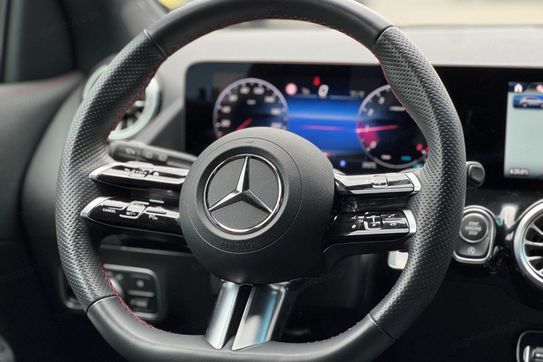 Mercedes GLA 200 AMG Line