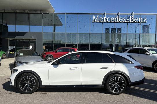 Mercedes E Klasa 220 d 4-Matic All-Terrain Avantgarde Estate