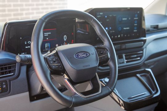 Ford Tourneo Custom L1H1
