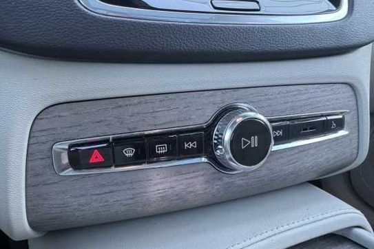 Volvo XC90 B5 D AWD Ultimate Bright 7os aut