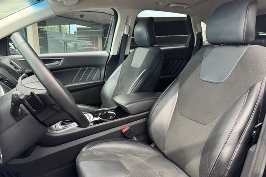 Ford Edge 2.0 TDCi Twin-Turbo 4WD ST-Line