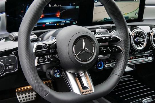 Mercedes CLA AMG 35 4-Matic
