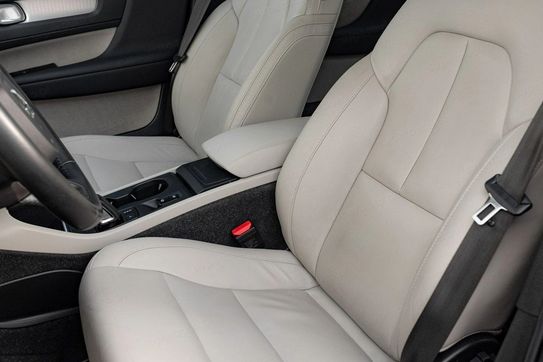 Volvo XC40 B4 B Momentum