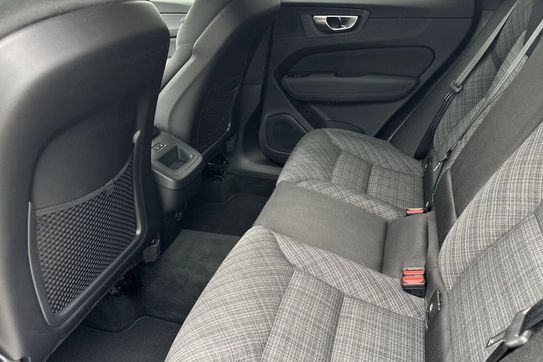 Volvo XC60 B5 B AWD Core