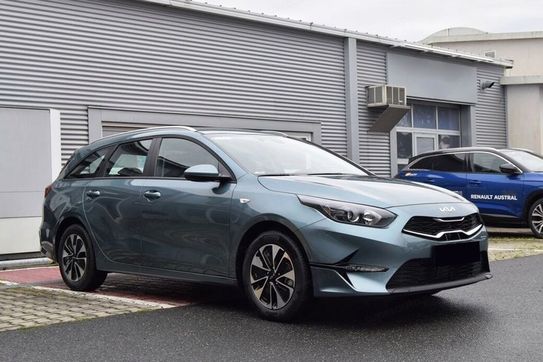 Kia Ceed 1.5 T-GDI M
