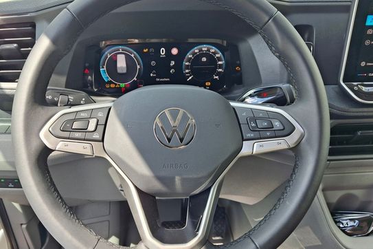 Volkswagen Crafter L4H3 8AT