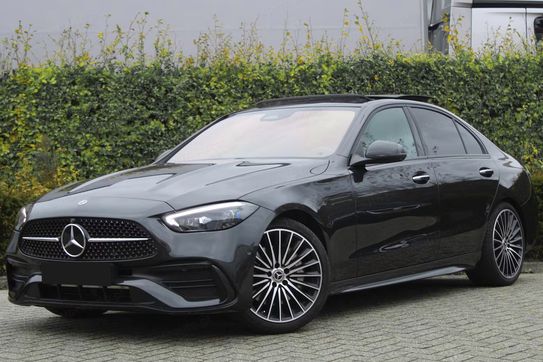 Mercedes Klasa C 220 d  4-Matic AMG