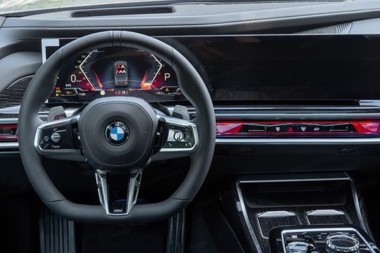BMW Seria 7 740d xDrive M Sport