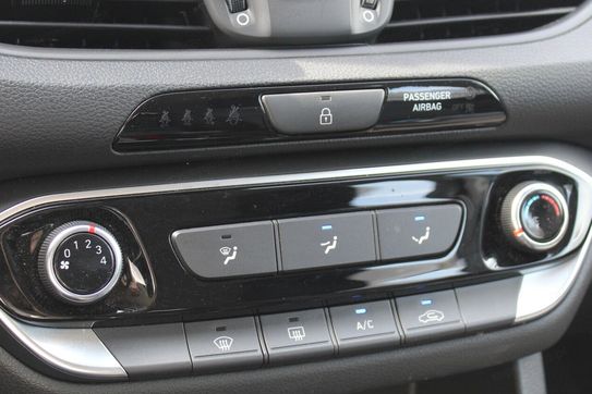 Hyundai i30 1.5 T-GDI Modern