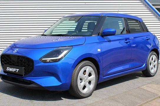 Suzuki Swift Premium Plus 1.2 Dualjet CVT SHVS
