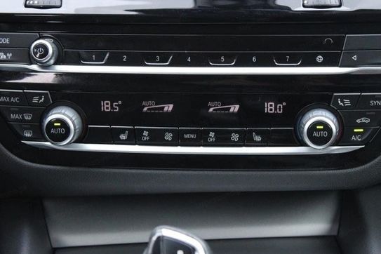 BMW Seria 5 Touring 530e xDrive Luxury Line