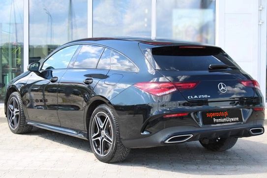 Mercedes CLA 250 e 8G-DCT