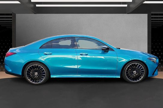 Mercedes CLA 220 4MATIC AMG Line