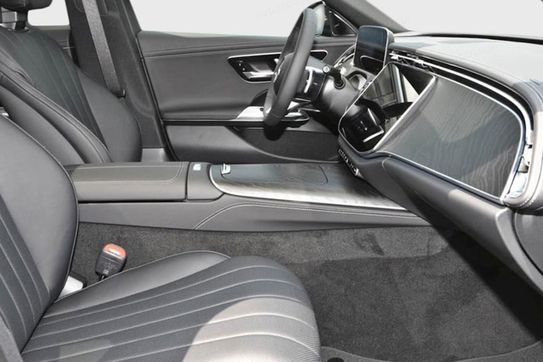 Mercedes Klasa E 220 d 4-Matic AMG