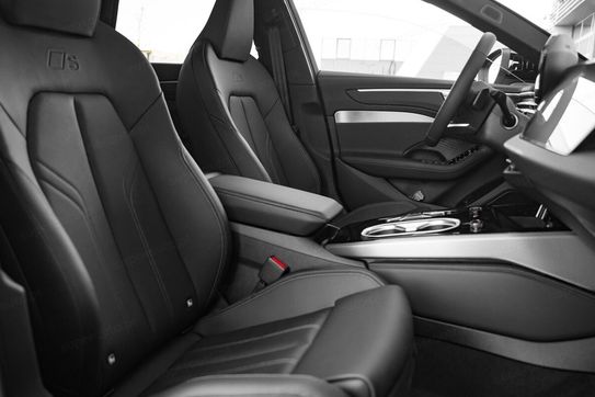 Audi A6 e-Hybrid quattro S line