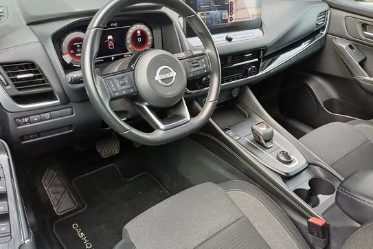 Nissan Qashqai 1.3 DIG-T mHEV N-Connecta 4x4