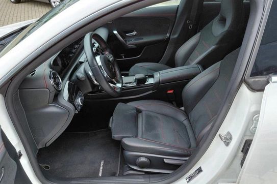 Mercedes CLA 200 d 4-Matic 8G-DCT