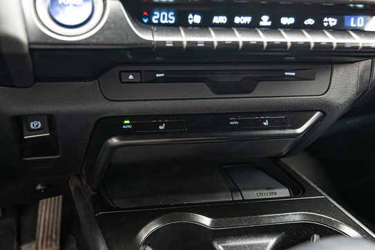 Lexus UX 250h