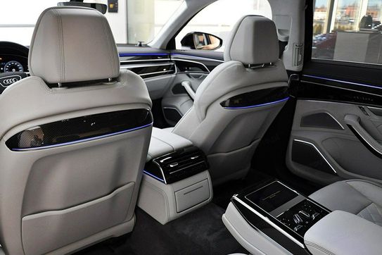 Audi A8 L 60 TFSI e quattro S Line