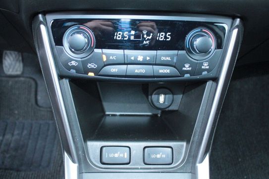 Suzuki S-Cross 1.4 SHVS Premium 4WD