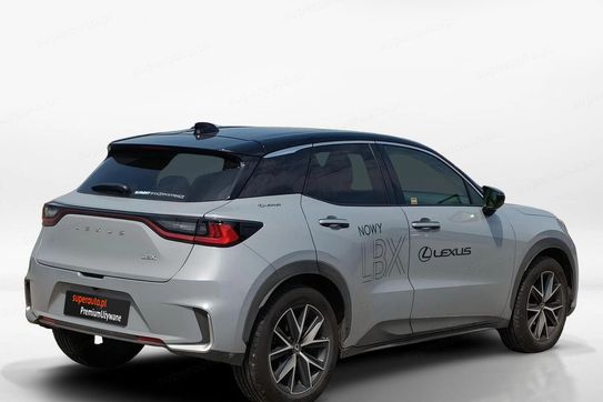 Lexus LBX 1.5 Hybrid Emotion