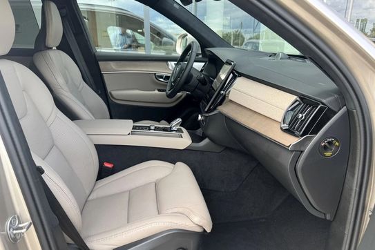 Volvo XC90 B5 B AWD Ultra Bright 7os