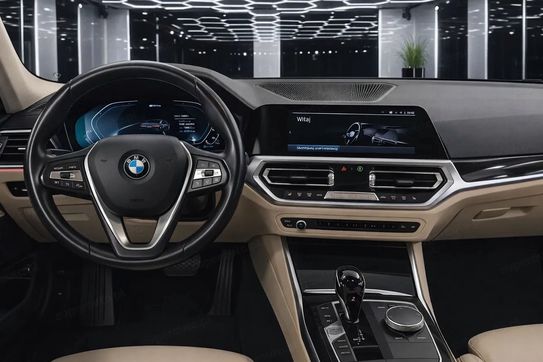 BMW Seria 3 Touring 320e Luxury Line