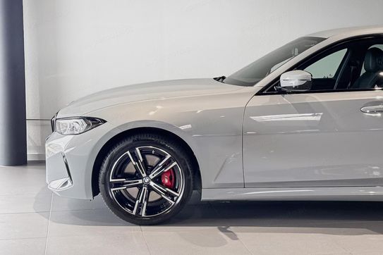 BMW Seria 3 320i xDrive M Sport