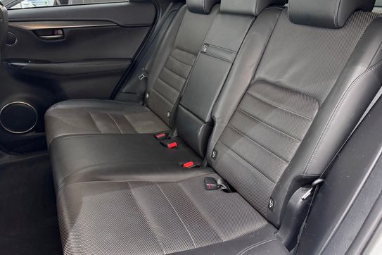 Lexus NX 300h F Sport AWD