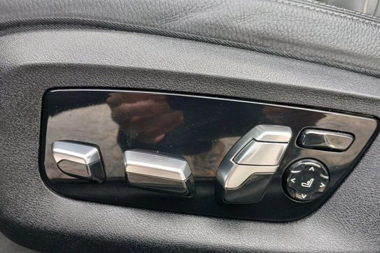 BMW Seria 5 540i xDrive M Sport sport-aut