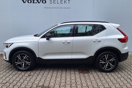 Volvo XC40 B3 Plus Dark