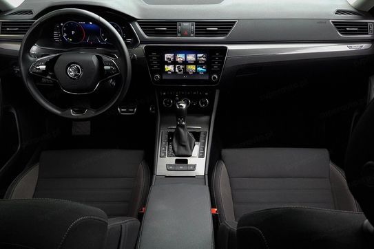 Skoda Superb 2.0 TDI SCR 4x4 Scout DSG