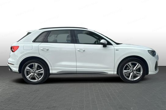 Audi Q3 35 TFSI S-Line