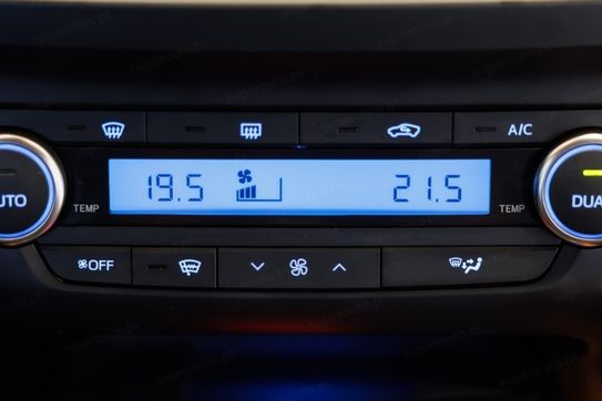 Toyota Avensis 1.8 + LPG Premium