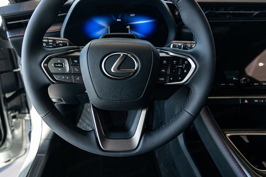 Lexus LBX Emotion 1.5 Hybrid